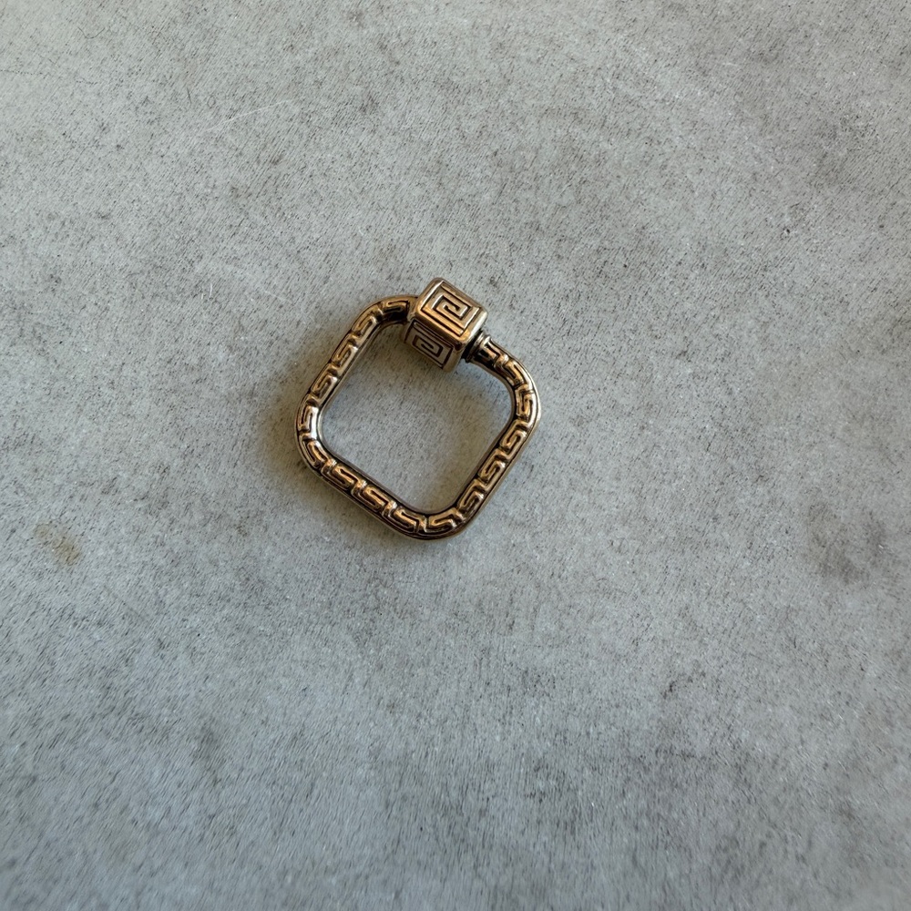 Marla Aaron baby meander in 14kt YG - Picture 2 of 4